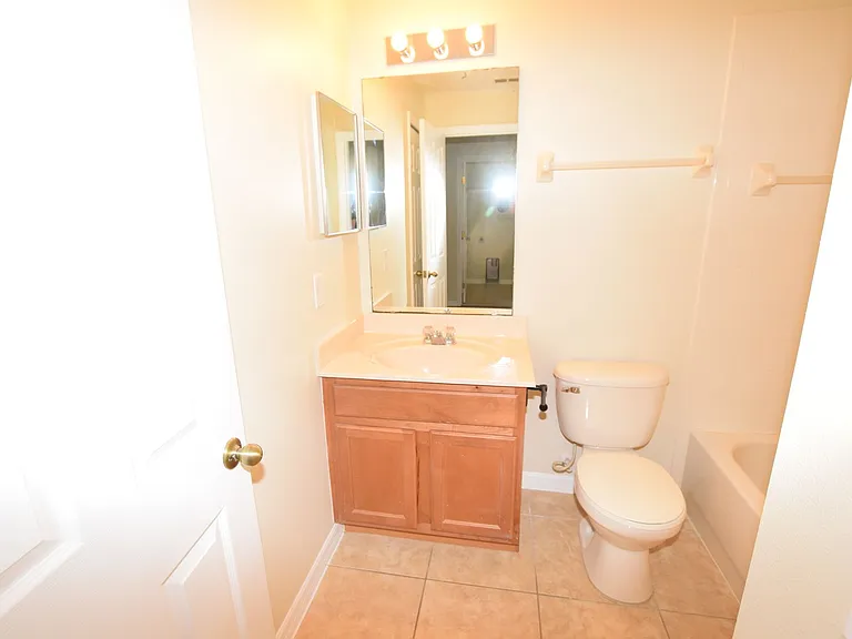 9796 Tivoli Villa Dr — Photo 28