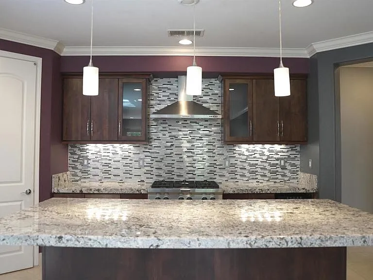 1050 White Alder Ave — Photo 24