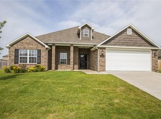502 Driftwood St, Lowell, AR 72745