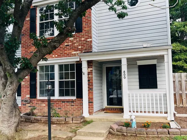 800 Wind Ridge Dr, Stafford, VA 22554