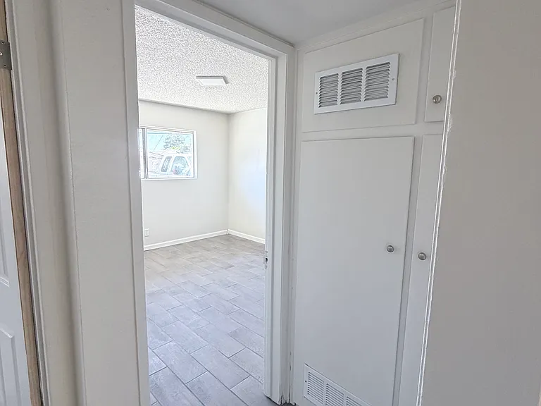 3412 N Chester Ave #C — Photo 11