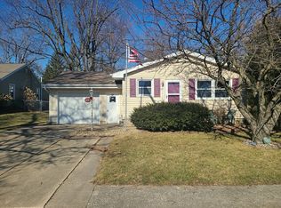 475 E Front St, El Paso, IL