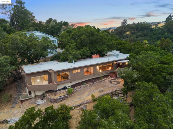 4545 Oak Hill Rd, Oakland, CA 94605