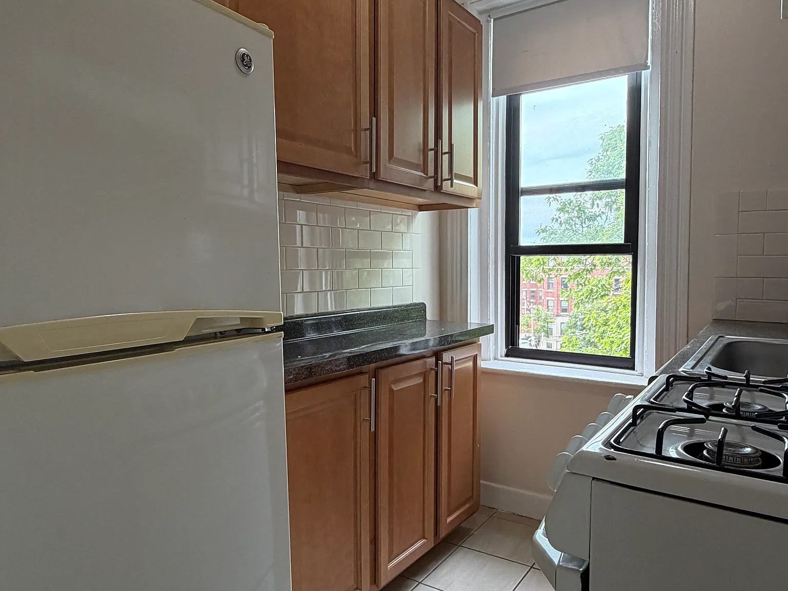 1 bed, $2,000 — Photo 3