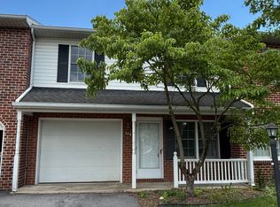 114 Minnich Rd, Chambersburg, PA 17201