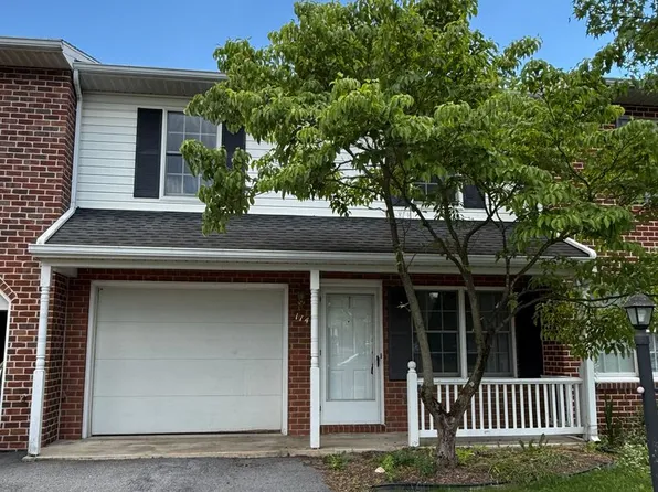114 Minnich Rd, Chambersburg, PA 17201