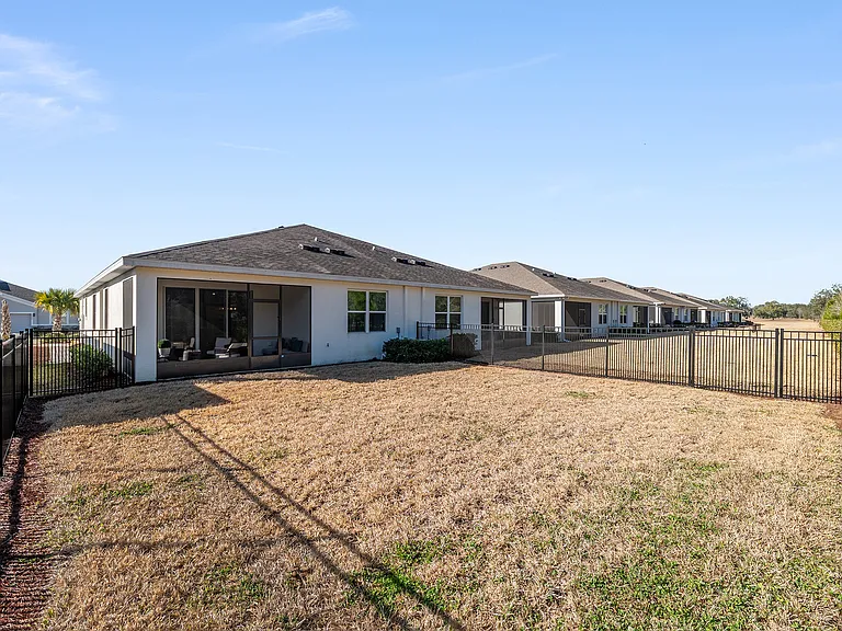 5293 NW 48th Pl — Photo 35