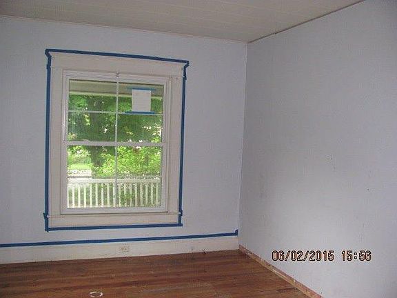 3rd image of 33 Fancher Ave