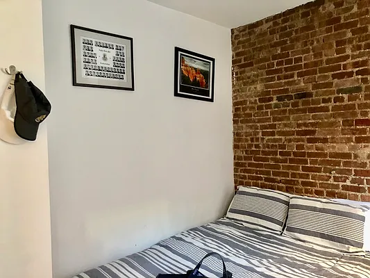 Rented by LJ Sloane Management | media 41