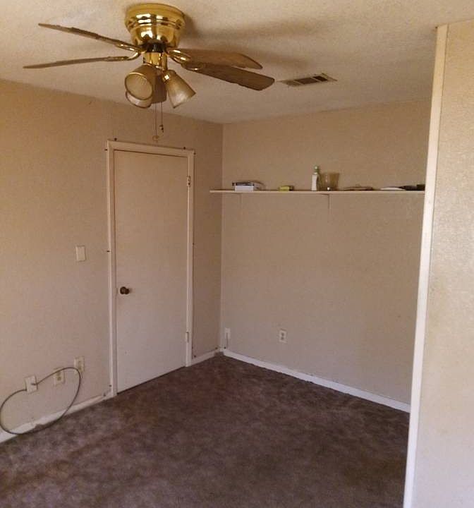 2nd image of 1110 N Robinson St