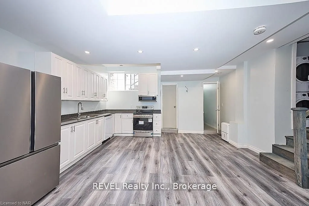 2 bed, $2,000 — Photo 4