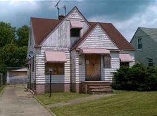 15913 Throckley Ave, Cleveland, OH 44128