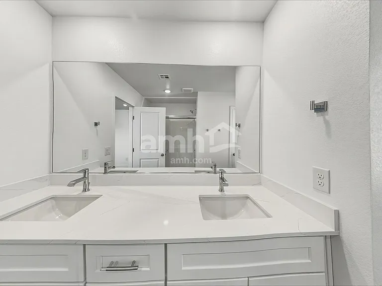 9579 Marchmont Rd — Photo 11