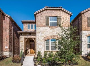 6723 Deleon St, Irving, TX 75039