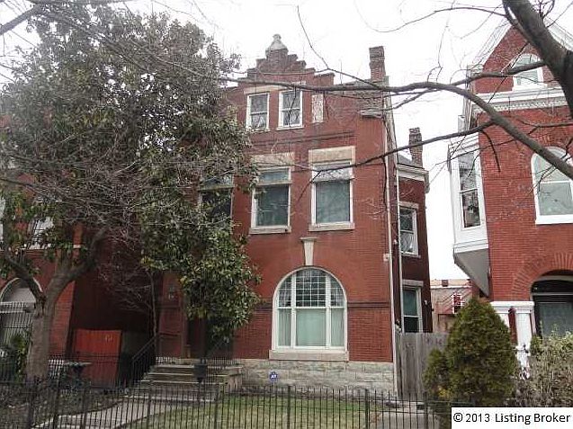 1st image of 105 W Ormsby Ave