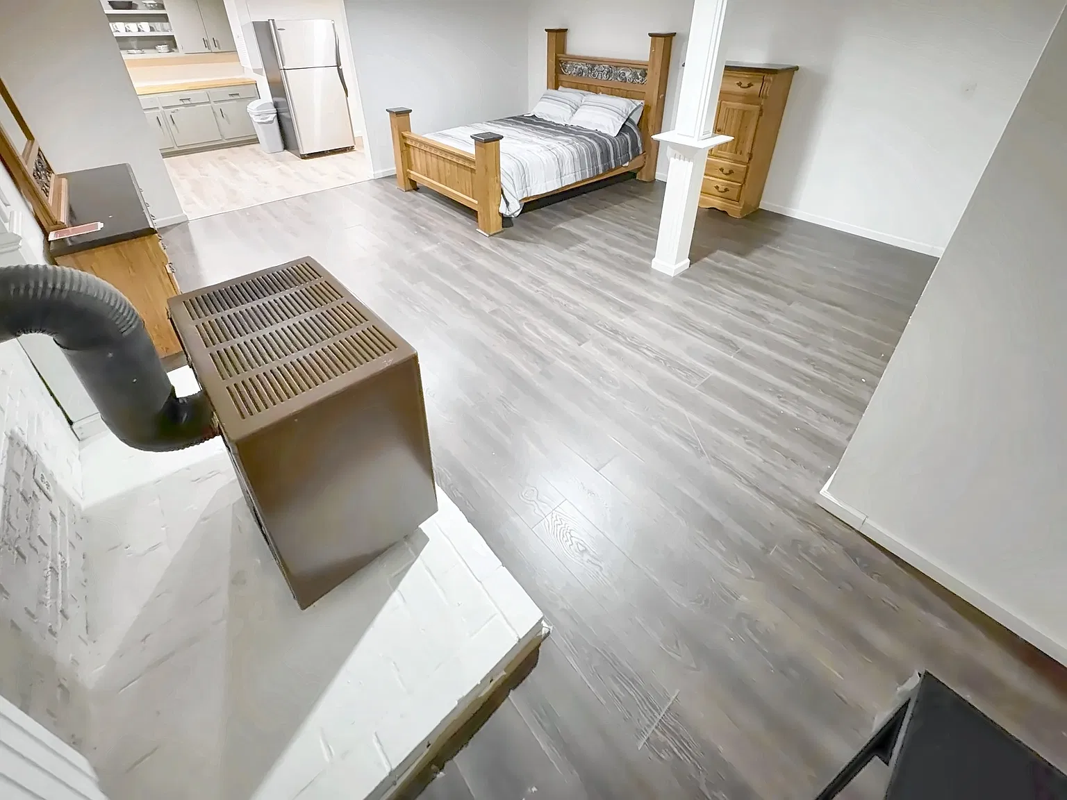 5 bed, 2650 sqft, $1,200 — Photo 2