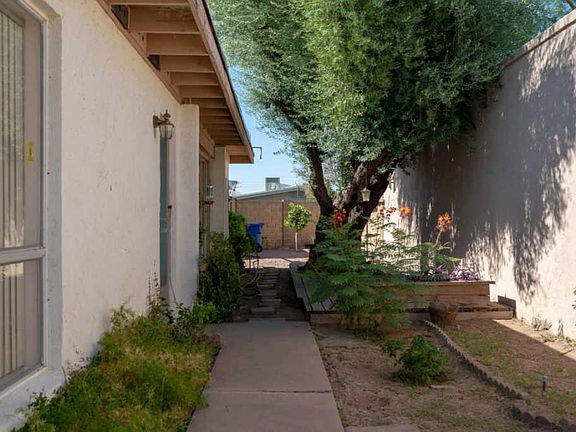 3rd image of 336 W Pebble Beach Dr