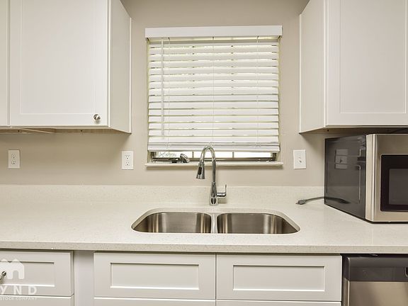 3rd image of 151 Adrian Dr