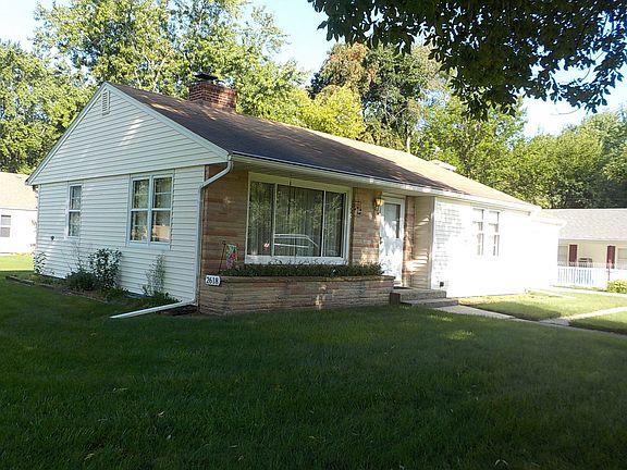 2nd image of 2618 Lindberg Dr