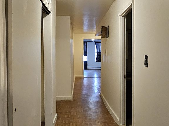 5th image of 371 Marion St APT 1