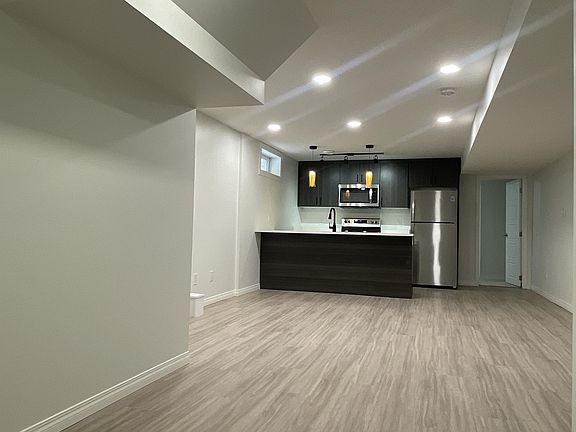 5th image of 1812 36th St NW #Basement