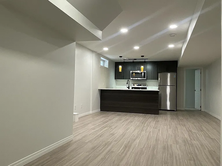 1812 36th St NW #BASEMENT — Photo 5