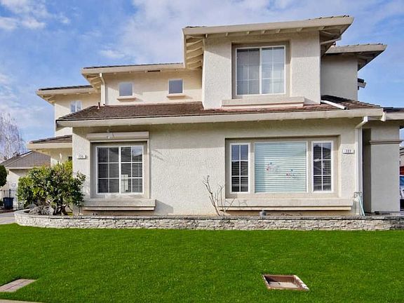 3rd image of 725 San Cristoval Ct