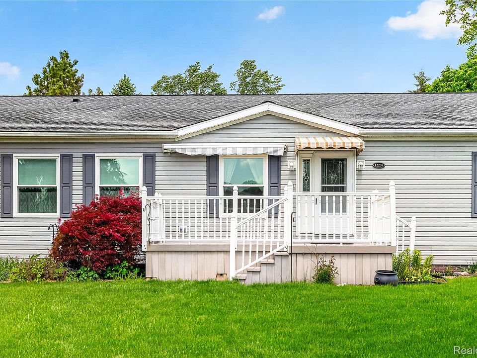 1st image of 12239 Maple Creek Ct