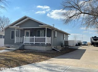623 Hamilton St, Phillips, NE 68865