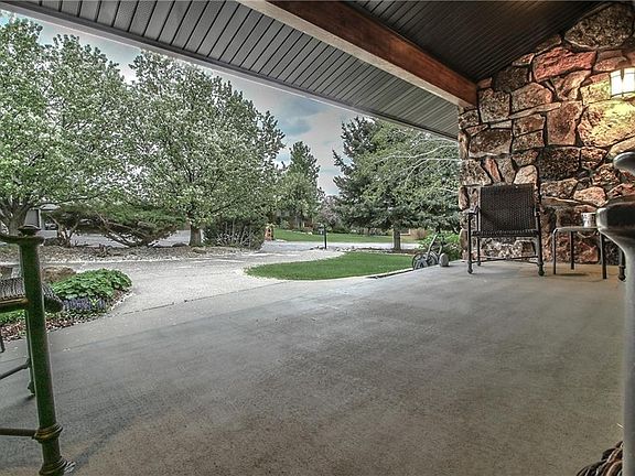 2nd image of 3214 Lloyd Mangrum Ln