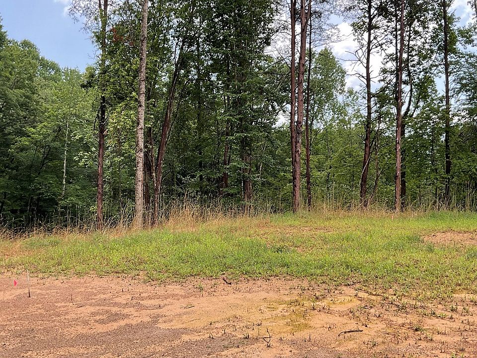2nd image of 675 Big Creek Rd