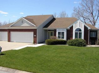 9413 Poplar Creek Pl, Leo, IN
