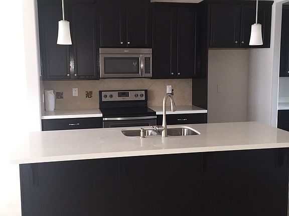4th image of 8407 Lovett Ave
