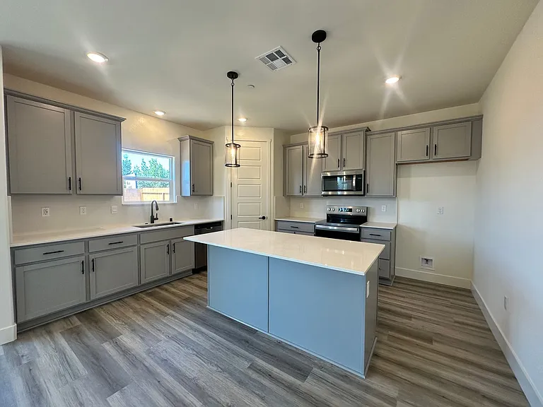 4005 W Babcock Ave — Photo 11