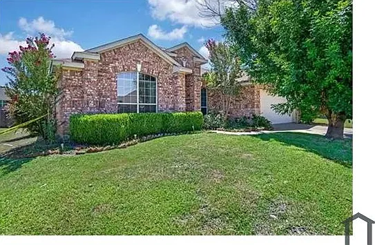 5 bed, 2234 sqft, $4,300 — Photo 3