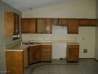 3rd image of 12649 Lazy Meadow Dr N