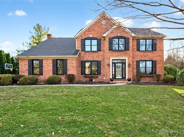 205 Springhouse Dr, Springboro, OH 45066