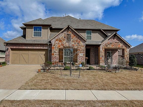 2nd image of 3006 Martha Dr