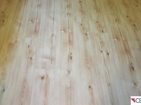 5th image of 3016 N 75th Ave