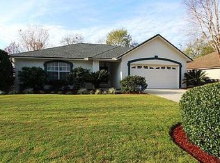 1854 Weston Cir, Fleming Island, FL 32003