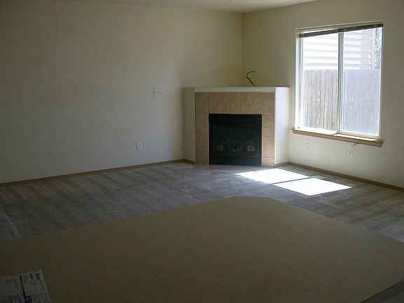 3rd image of 20038 SW Kendall Ln