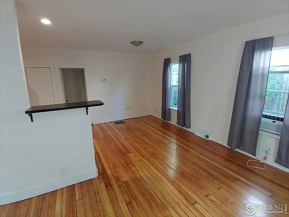 3rd image of 202 E Emma St APT D