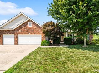 2275 Haverford Dr, Shiloh, IL 62221