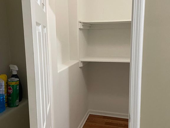 5th image of 6728 S East End Ave #2