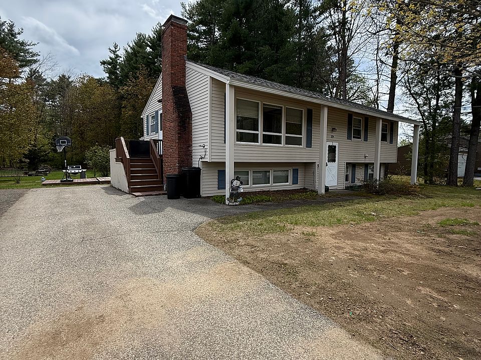 1st image of 4 Strafford Rd #2