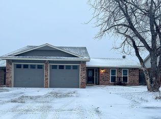 2910 Blue Sage Dr, Woodward, OK 73801