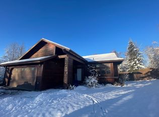 11015 E Equestrian Cir, Palmer, AK 99645