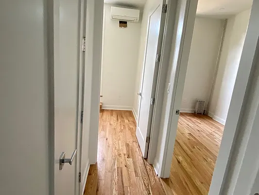 Rented by EXR | media 5