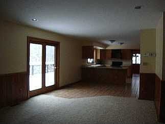5th image of 722 Cedar Bluff Dr