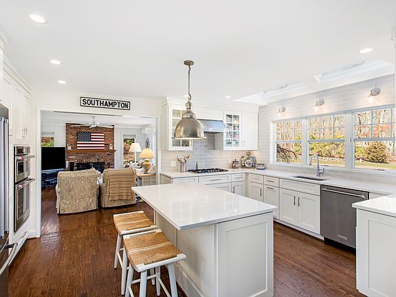 3rd image of 5 Parkside Ave